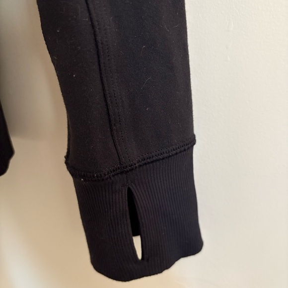 Lululemon Gray Black Herring Bone Mock Neck Zip-Up Track Jacket - Size 2 - Picture 7 of 10